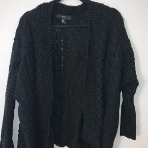 🤍 Black thick knitted cardigan sweater